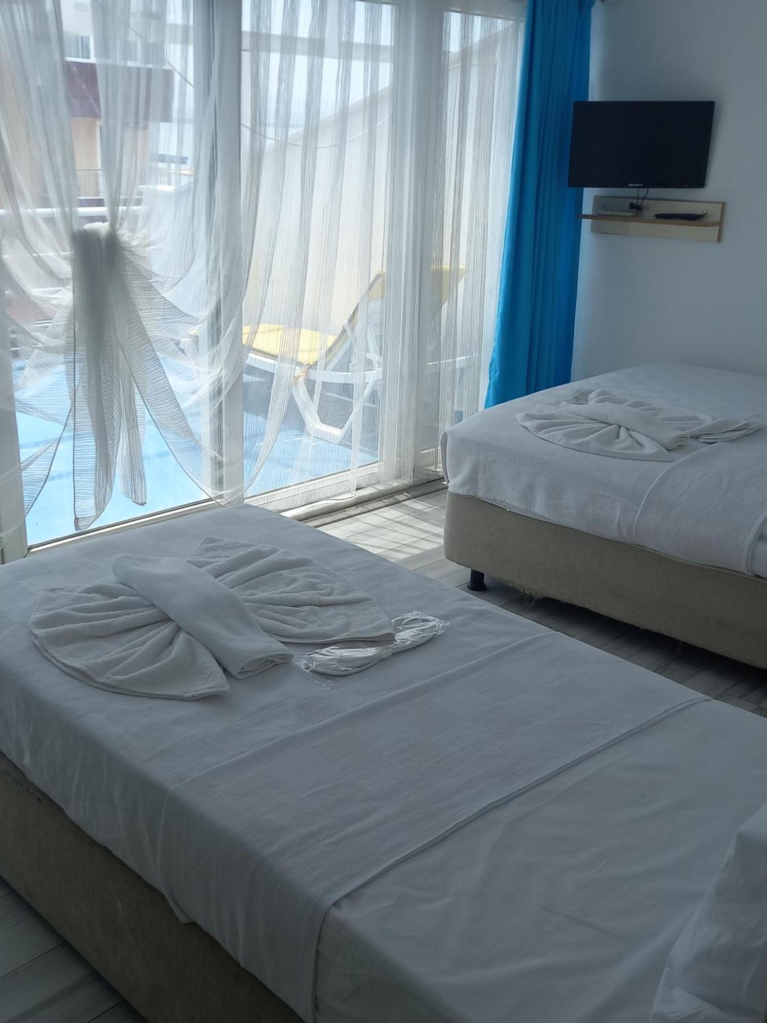 Paradise Hotel Akcay 에드레미트 외부 사진