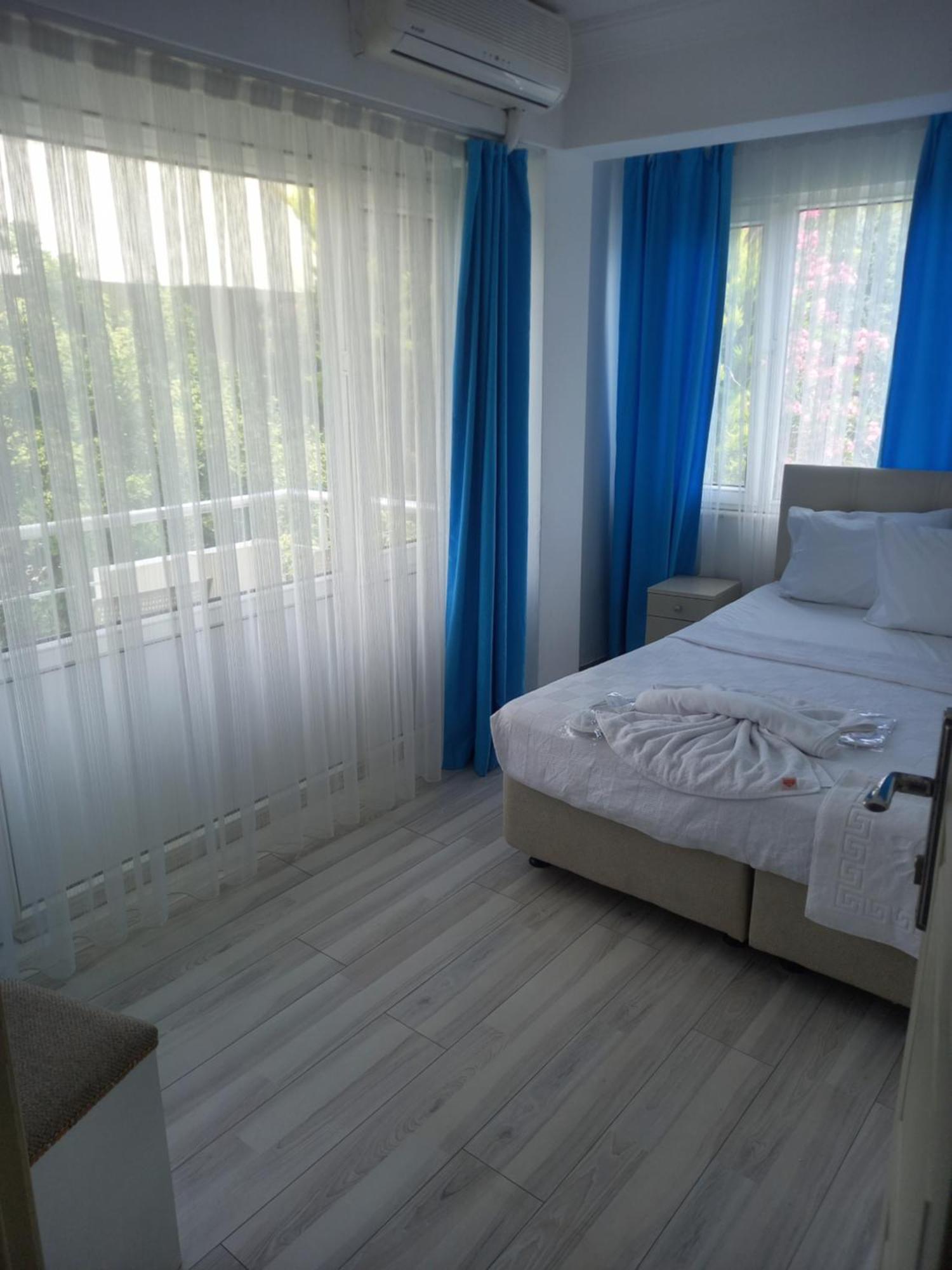 Paradise Hotel Akcay 에드레미트 외부 사진